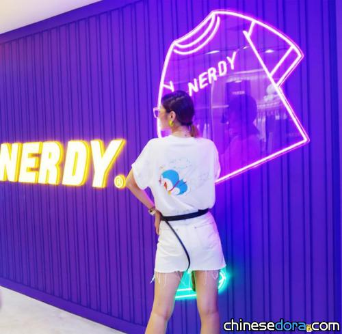 [上海] 韓系時裝品牌 NERDY 推出哆啦A夢聯名T恤 首場線下快閃活動引迴響