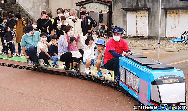 [日本] 搭「迷你哆啦A夢電車」超開心！萬葉線開業20週年「電車祭」登場