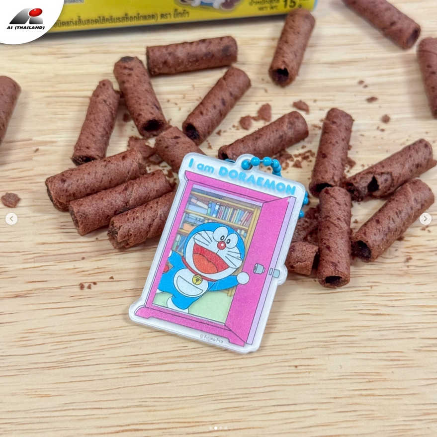 [泰國]  Big One Snack 哆啦A夢巧克力迷你捲心酥 泰國7-ELEVEN 超萌開賣中！
