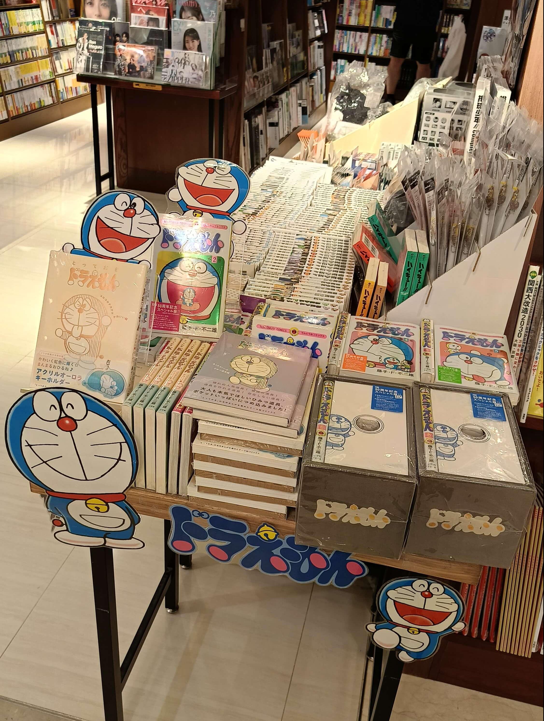 [台灣] 《特別精選哆啦A夢 圓潤閃亮可愛篇》等哆啦A夢日文版漫畫  台北淳久堂書店販售中