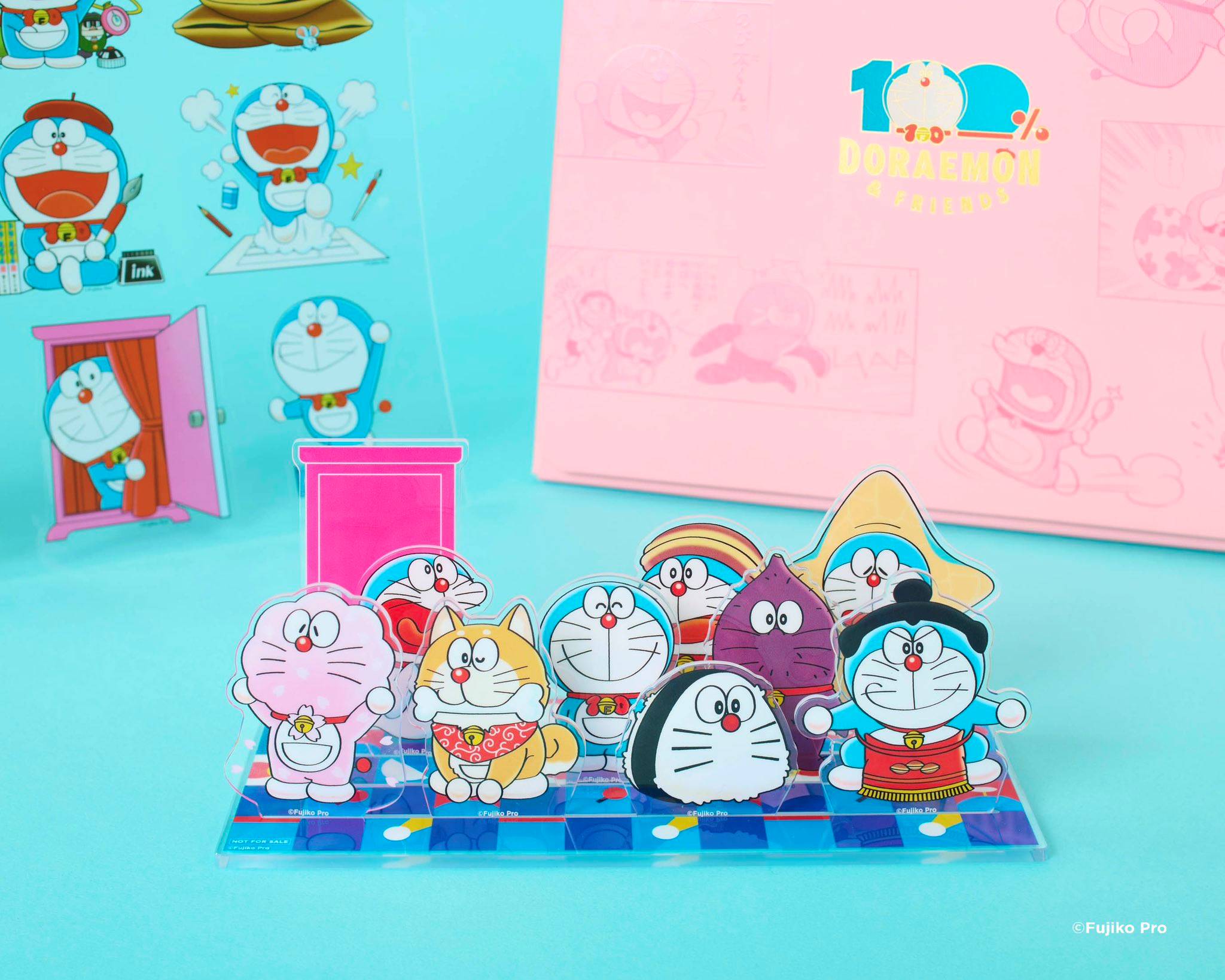 [日本] 1月31日開賣！「100% DORAEMON & FRIENDS」東京站展覽推多款入場門票　分別贈精選造型徽章、收藏卡、限定漫畫冊