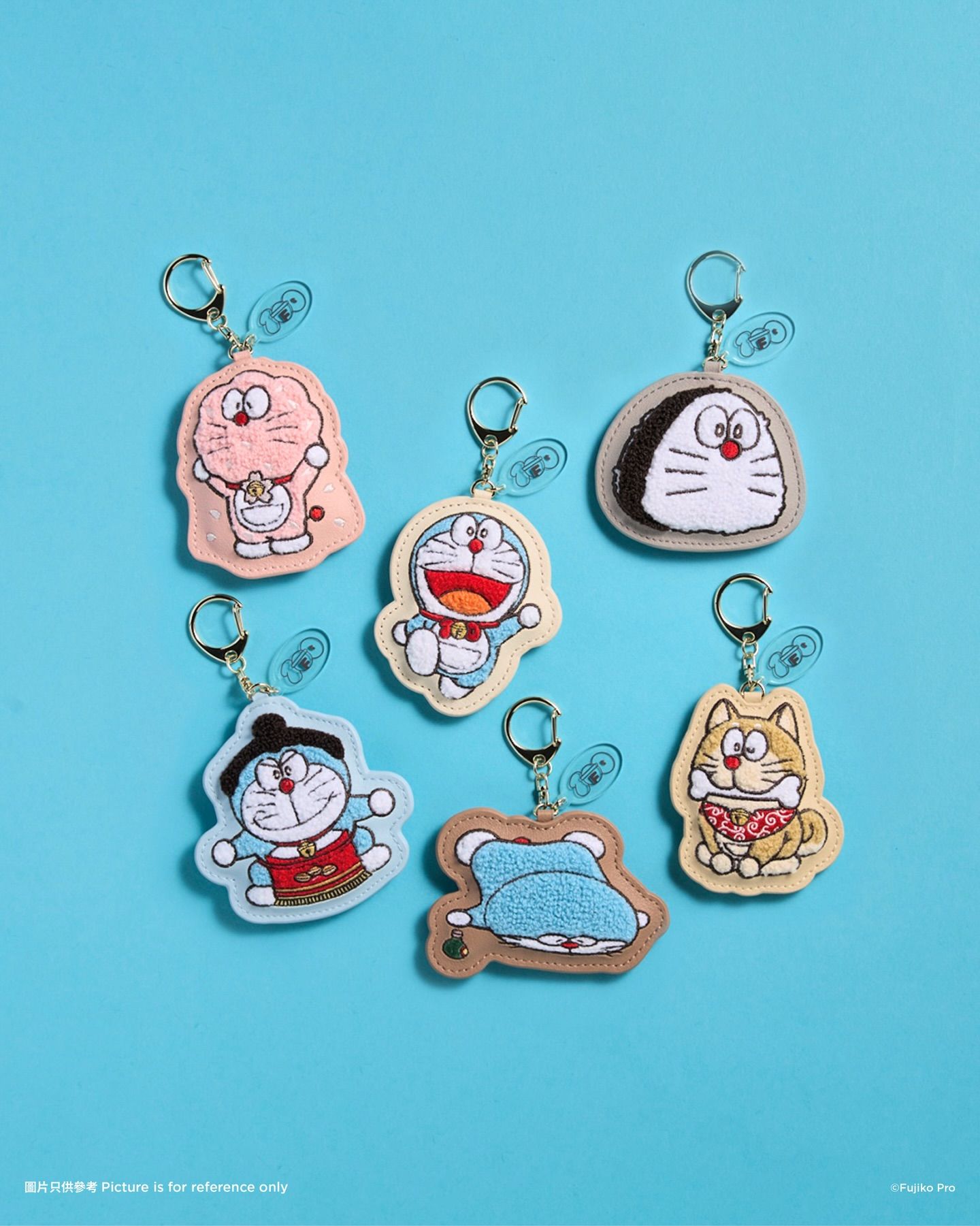 [香港] 「100%多啦A夢櫻花節」限定引進部分「100% DORAEMON & FRIENDS」東京站紀念品　鎖匙扣與收藏卡都能在銅鑼灣入手